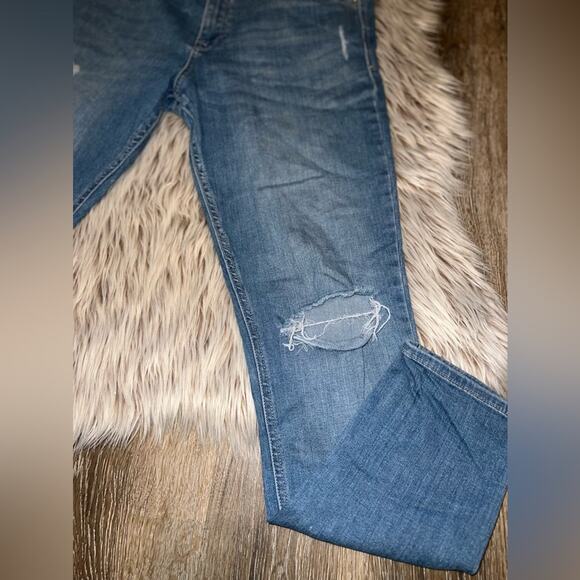 Old navy rock star super skinny distressed blue jeans - Picture 5 of 15